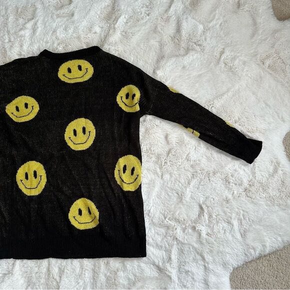 Just Polly black and yellow smiley face sweater (x Princess Polly) - Picture 5 of 9